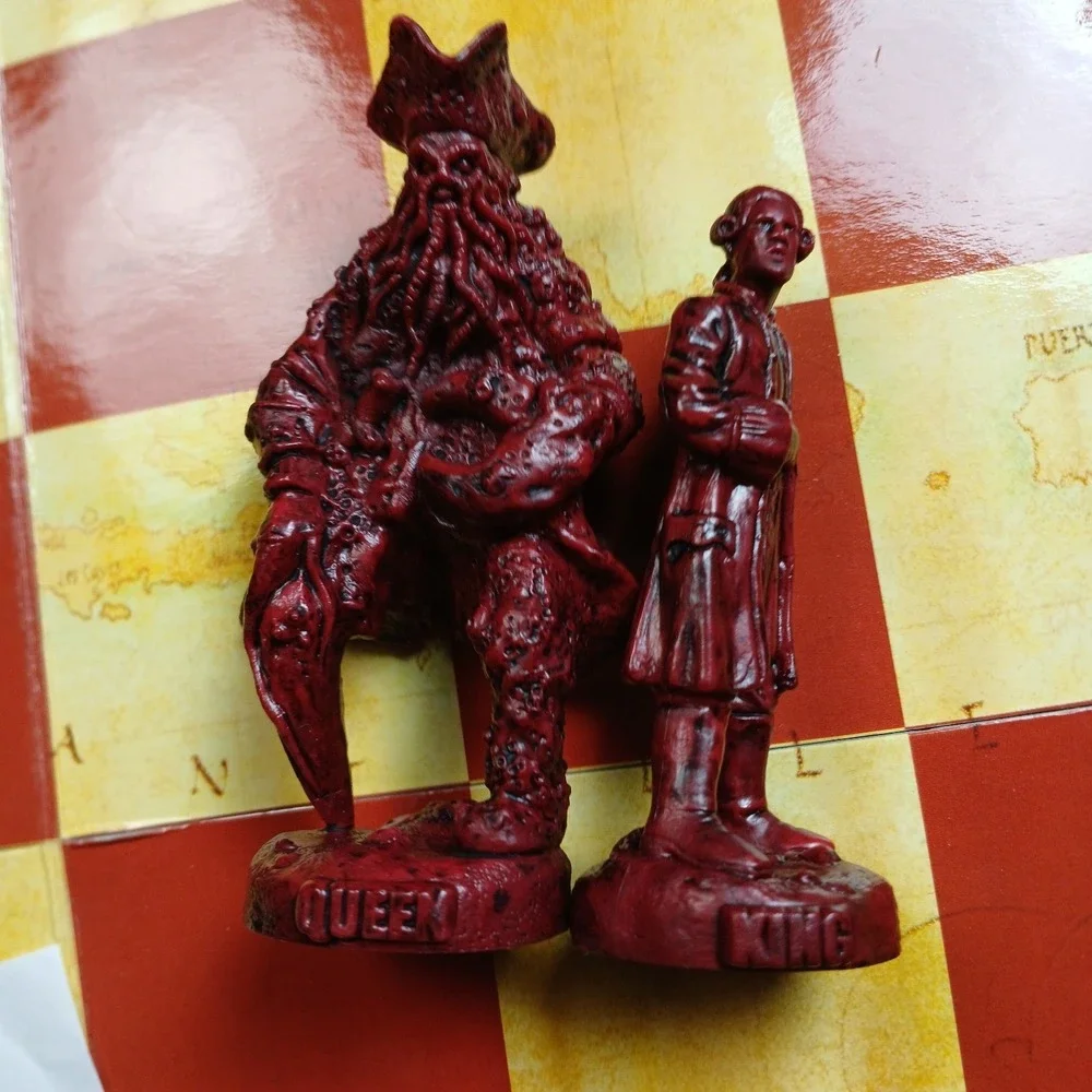Disney Pirates of the Caribbean At Worlds End Chess Set  RARE Collector's Ed.-RB - Picture 14 of 15